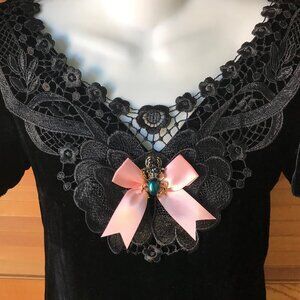 Vintage Gothic Lolita EGL Beetle Mania Black Velvet Lace & Bow Dress XS